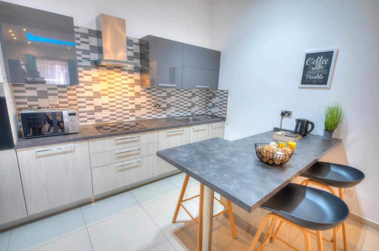 Spacious And Beautifully Furnished 3 Bedrooms/3Bathrooms Apartment With 2 Balconies Wvid1-1 Gzira Ngoại thất bức ảnh