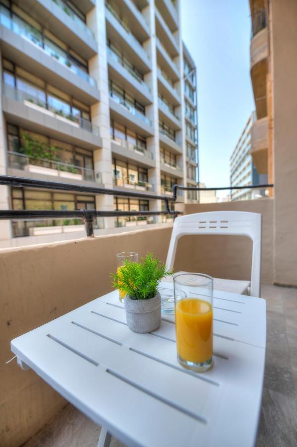 Spacious And Beautifully Furnished 3 Bedrooms/3Bathrooms Apartment With 2 Balconies Wvid1-1 Gzira Ngoại thất bức ảnh