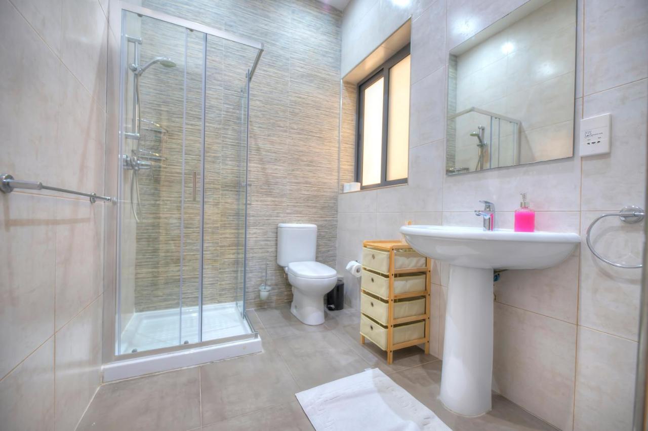 Spacious And Beautifully Furnished 3 Bedrooms/3Bathrooms Apartment With 2 Balconies Wvid1-1 Gzira Ngoại thất bức ảnh